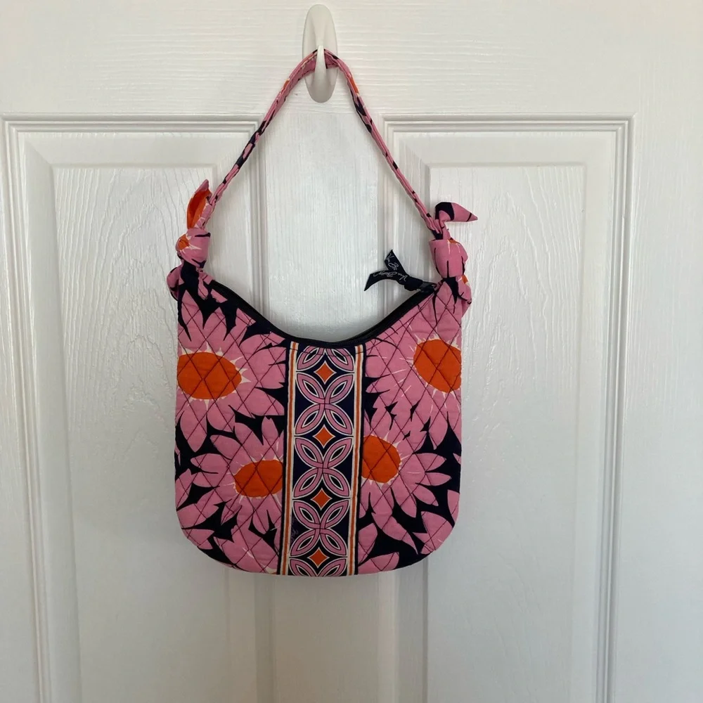 Vera Bradley Olivia Hobo "Loves me.." - Picture 1 of 4